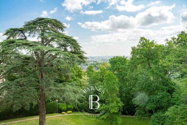 Ville-d'Avray, Appartement 3 Chambres -  93 m² à vendre
