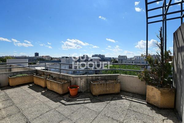 Sans Souci / Monplaisir - Dernier étage, appartement T6 de 155 m², Résidence Prestigieuse 'Les Jardins de l'Europe' Lyon 3ème (69003)