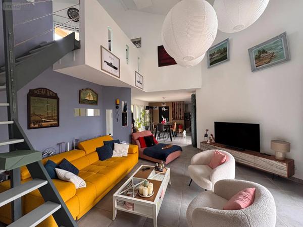Achat - Maison Cambes 46100 5 pièces 137 m 2 9293 m 2