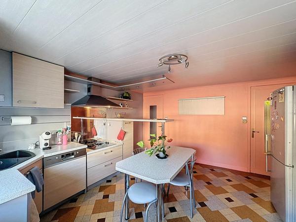 Rare opportunité sur le secteur : Maison de village avec jardin sans vis à vis
