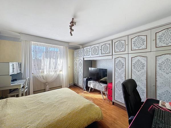 Rare opportunité sur le secteur : Maison de village avec jardin sans vis à vis