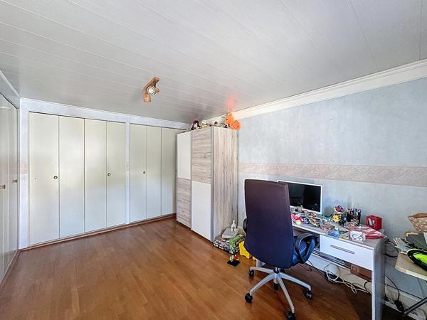 Rare opportunité sur le secteur : Maison de village avec jardin sans vis à vis