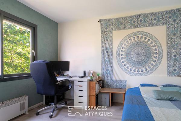 Maison familiale avec jardin et plan d’eau privé