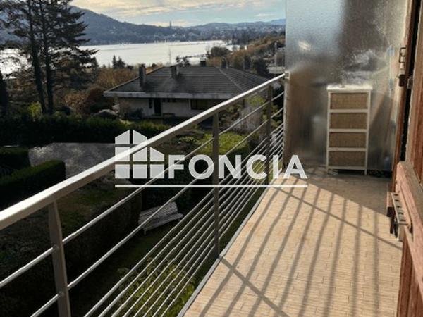 Location Studio 24.29 m² - RESIDENCE DE LA BAIE - 8 bis rue des GROTTES Annecy Le Vieux 74940