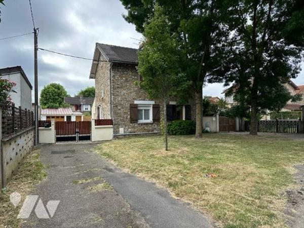 Maison 4 pièces BRETIGNY-SUR-ORGE avec garage et jardin