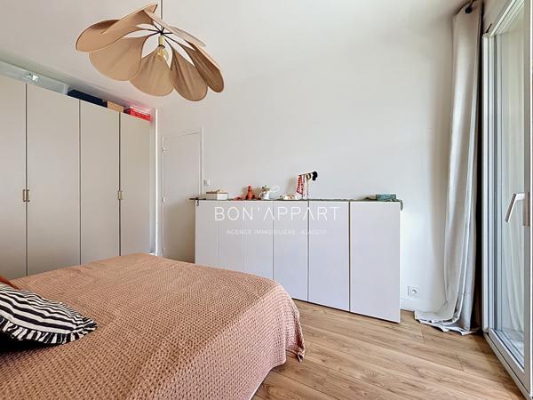 Appartement 3 pièce(s) 2 chambre(s) 80.89 m²