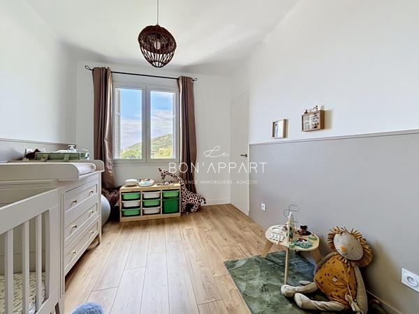 Appartement 3 pièce(s) 2 chambre(s) 80.89 m²