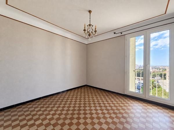 Appartement à MARSEILLE 10EME ARRONDISSEMENT (13010)