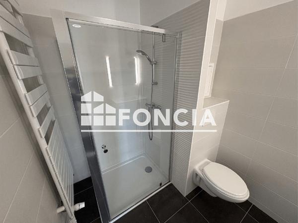 Location Studio 27.45 m² - 15 RUE MAURICE NAVE Rueil Malmaison 92500