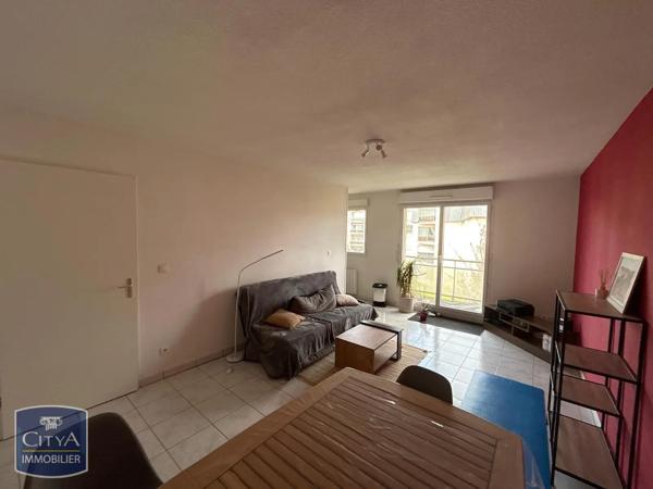 Appartement à louer 2 pièces 47.64m² Yvetot (76190)
