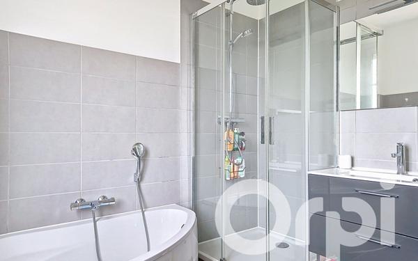 Maison à vendre    5 pièces •  Creil