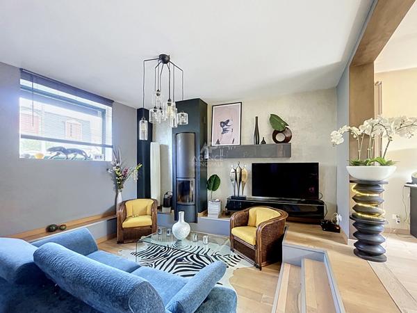 Maison de ville à vendre à Chatou -115 m² - 3 chambres -Terrasse - Garage 624 000 € **  - Référence  V60010397