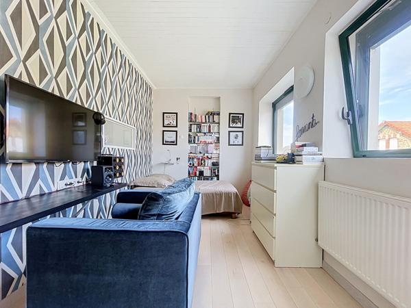 Maison de ville à vendre à Chatou -115 m² - 3 chambres -Terrasse - Garage 624 000 € **  - Référence  V60010397