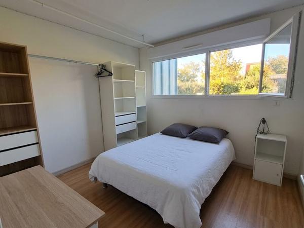 Maison aux HERBIERS 64M².