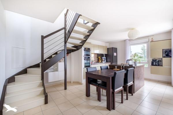 Appartement à vendre 334 336 € Saint-Priest 4 p 93 m² DPE C