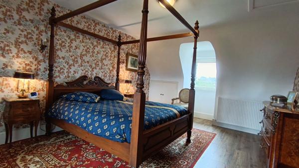MAISON BRETONNE DE CHARME 310 m² AVEC 2 HECTARES , LANDIVISIAU , FINISTERE Landivisiau