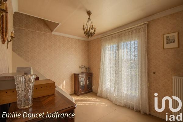 Maison traditionnelle 5 pièces de 130 m² à Maurepas (78310)