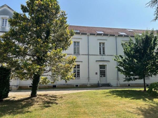 Parking + appartement