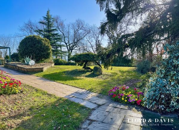 Maison d'architecte T5 avec sous-sol intégral