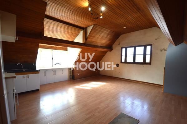 MAISON À VENDRE DE 8 PIÈCES DE 180,00 M²