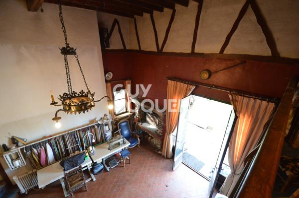 MAISON À VENDRE DE 8 PIÈCES DE 180,00 M²