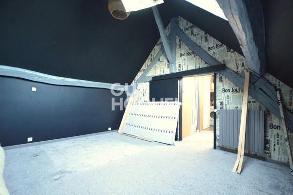 MAISON À VENDRE DE 8 PIÈCES DE 180,00 M²