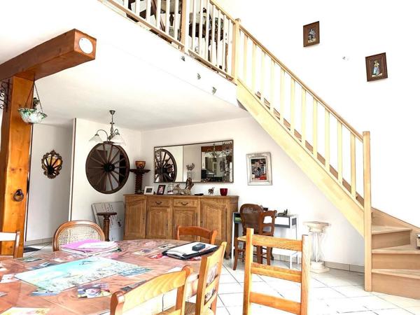 Vente Maison de village110 m² - 4 Pièces - AVESNES LE COMTE (62810)