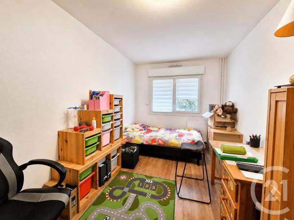 Appartement à vendre  4 pièces - 100 m 2   NANTES  - 44