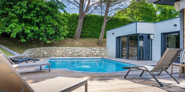 Propriété d'exception aux portes d'Aix-les-Bains - calme - piscine