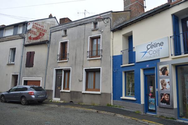 Maison de ville 124 m² habitables – Centre de Lys-Haut-Layon