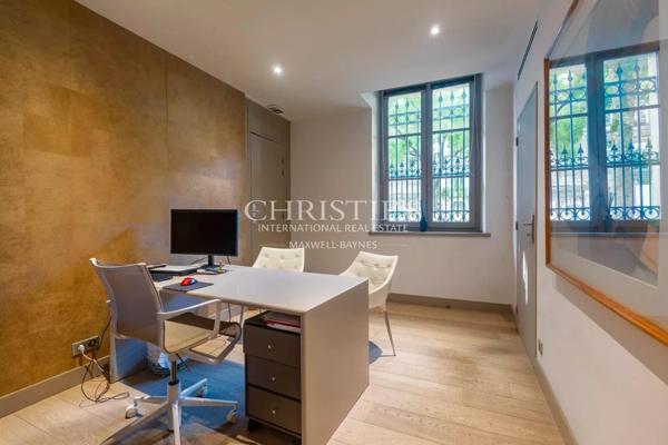 Cours de Verdun – Local professionnel de 81m²