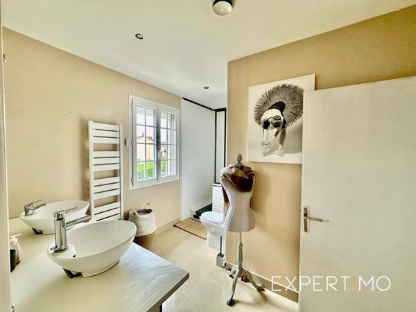 Clermont-Ferrand (63000) MAISON DE VILLE 5 PIÈCES 4 CHAMBRES 1 GARAGE À MOTOS