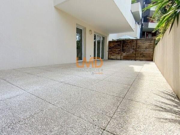 T3 terrasse 34 m², parking, tram à pied – 1er achat / invest