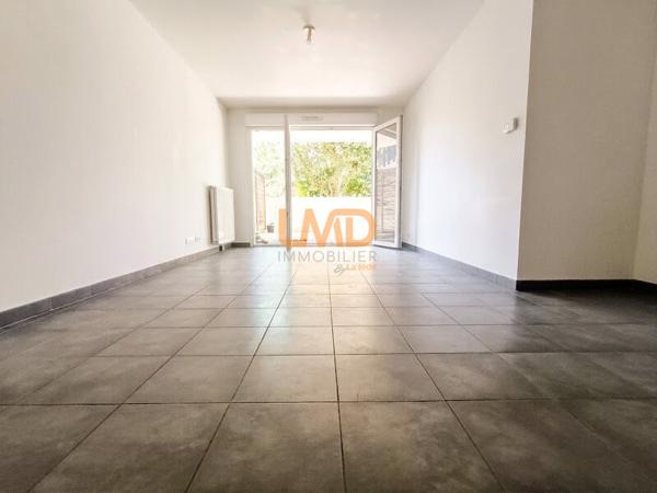 T3 terrasse 34 m², parking, tram à pied – 1er achat / invest