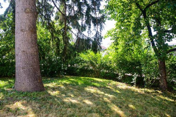 BRUNSTATT-DIDENHEIM : à vendre en VENTE INTERACTIVE : maison  7 pièces  surface totale 185 m2 (68) avec jardin et garage