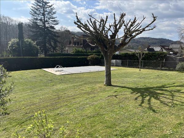 Maison à vendre |  Altillac |  7 pièces | 152 m²