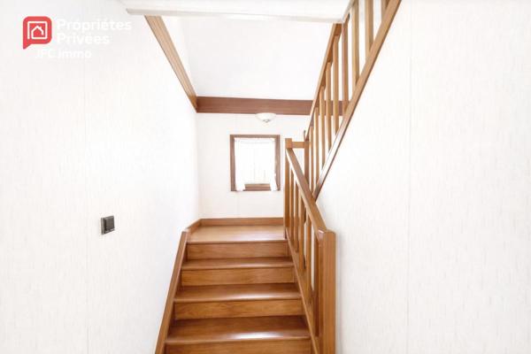 Maison Crepy En Valois 9 pièce(s) 170 m2 et double garages