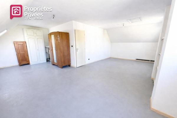 Maison Crepy En Valois 9 pièce(s) 170 m2 et double garages