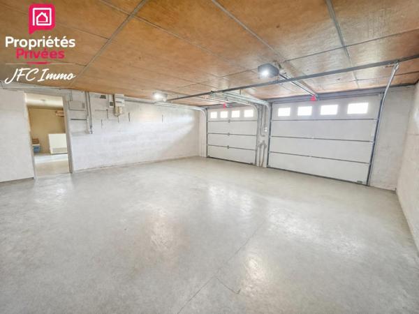 Maison Crepy En Valois 9 pièce(s) 170 m2 et double garages