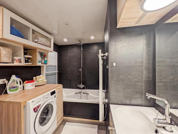 Dpt Haute Savoie (74), à vendre THONON-LES-BAINS - Lumineux T3 de 63m² avec double balcon – Secteur très recherché