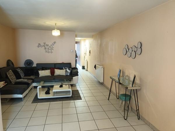 Immeuble pour rapport locatif Sainte-Livrade (47)