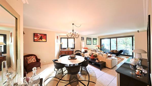 A VENDRE - Appartement 5 pièce(s) 126 m2 - Biarritz