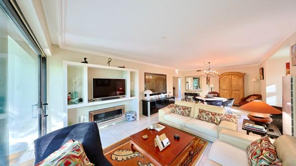 A VENDRE - Appartement 5 pièce(s) 126 m2 - Biarritz