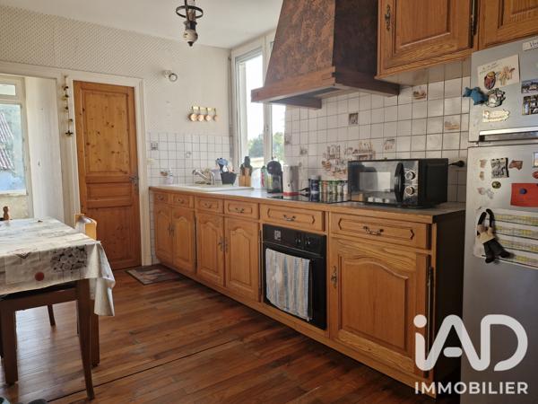 Maison à vendre 6 pièces 127 m² Champagne-Mouton