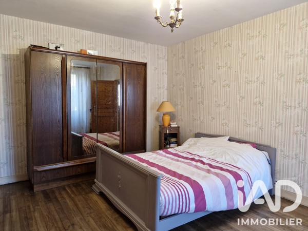 Maison à vendre 6 pièces 127 m² Champagne-Mouton