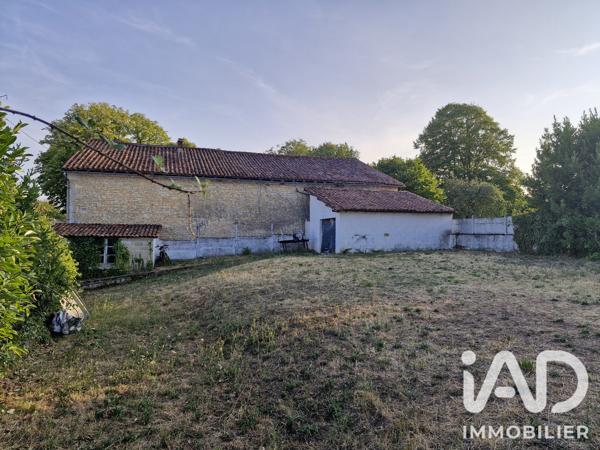 Maison à vendre 6 pièces 127 m² Champagne-Mouton