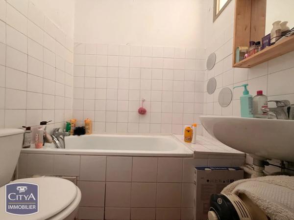 Appartement à vendre 2 pièces 46.9m² Nîmes (30900)