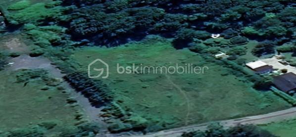 Terrain de loisirs de 2 729 m²