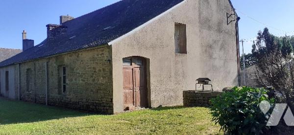 Maison à la campagne 10 pièces dont 4 chambres avec dépendances et terrain