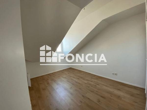 Location Appartement 3 pièces 62.1 m² - 20 RUE ROBERT SCHUMANN Villiers Sur Marne 94350